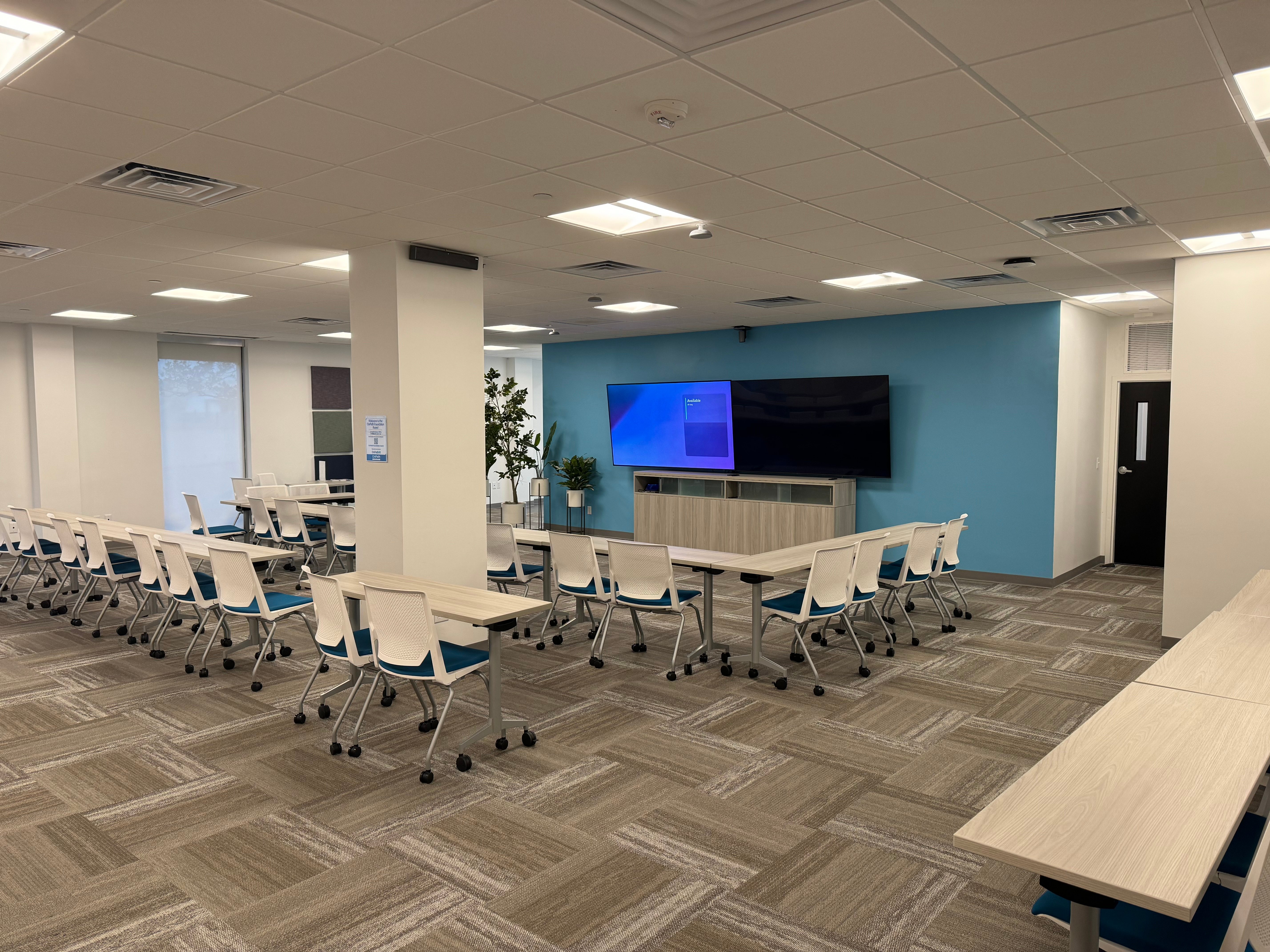 UShape Seating Back 2